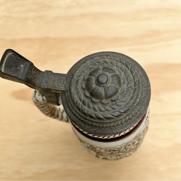 1980 Avon Beer Stein Mug Cattle Drive Stage Coach Roping Chuck Wagon - Picture 4 of 10